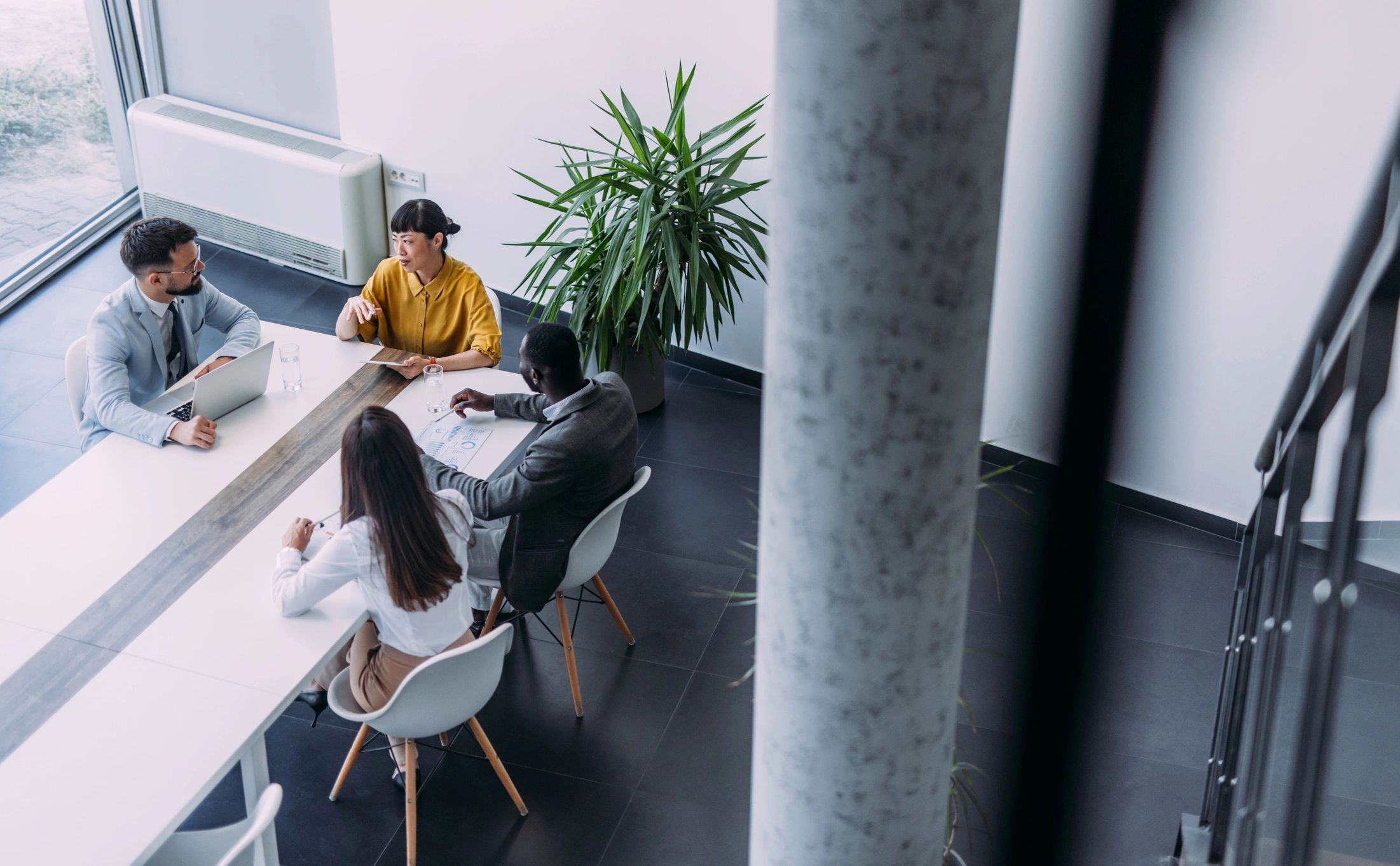 Consulting team in a collaborative planning meeting